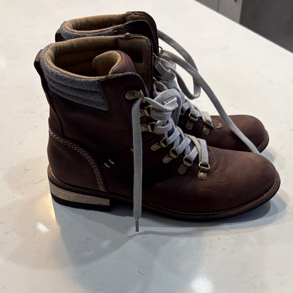 Kodiak Brown and Gray Winter Boots